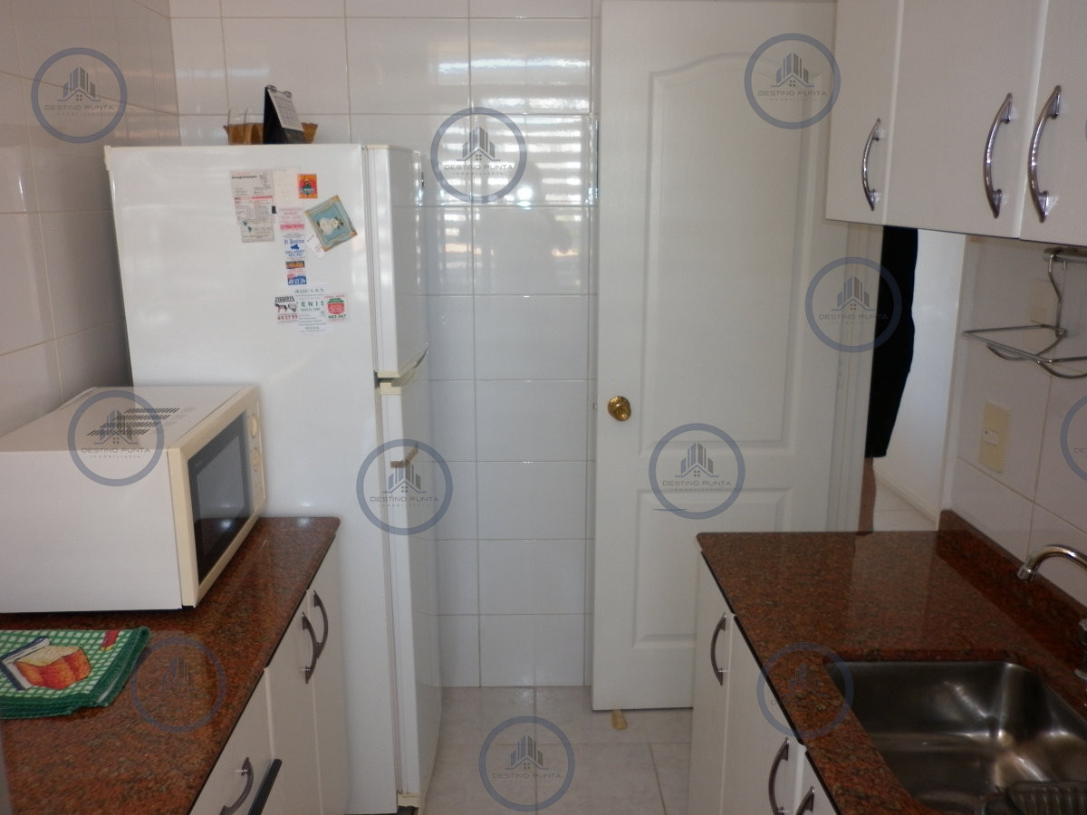 Apartamento ID.2774 - Apartamento de 2 Dormitorios en Playa Brava, Punta del Este, en Venta