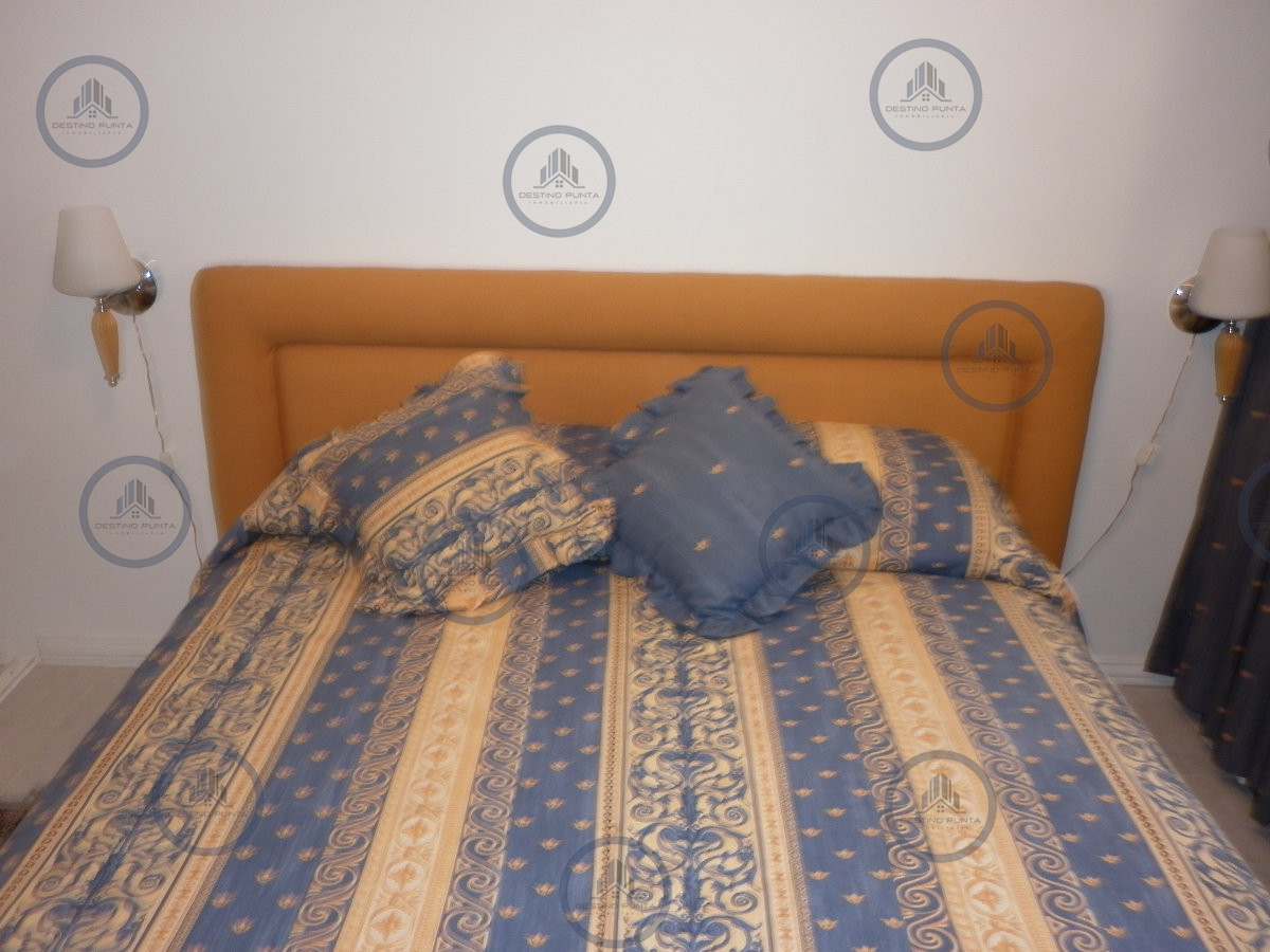 Apartamento ID.2774 - Apartamento de 2 Dormitorios en Playa Brava, Punta del Este, en Venta