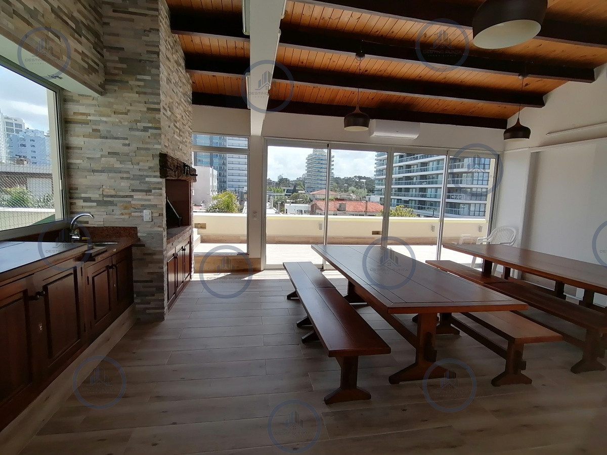 Apartamento ID.1910 - Apartamento de 3 Dormitorios con Vista y Amenities en Venta, Punta del Este