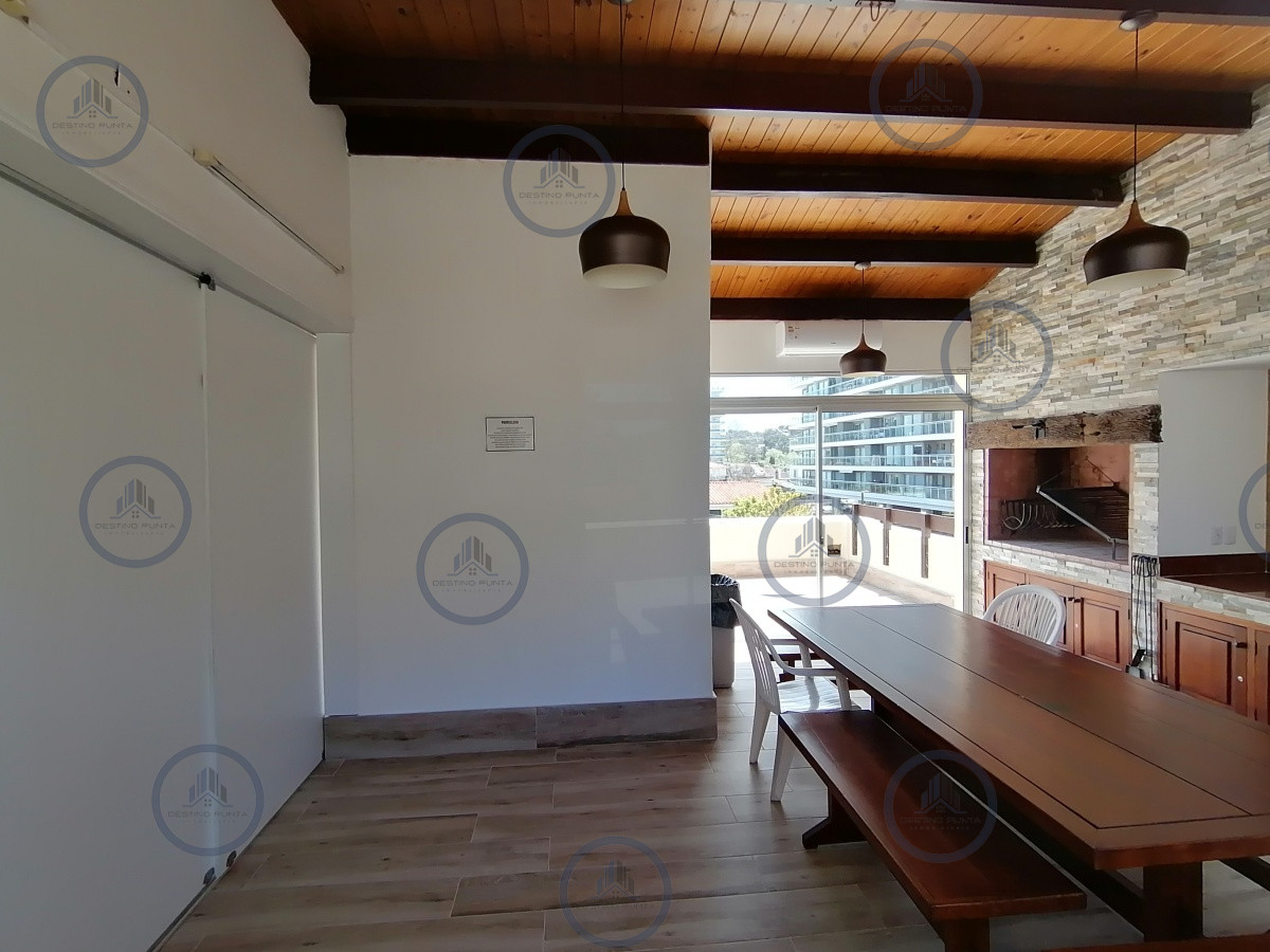 Apartamento ID.1910 - Apartamento de 3 Dormitorios con Vista y Amenities en Venta, Punta del Este