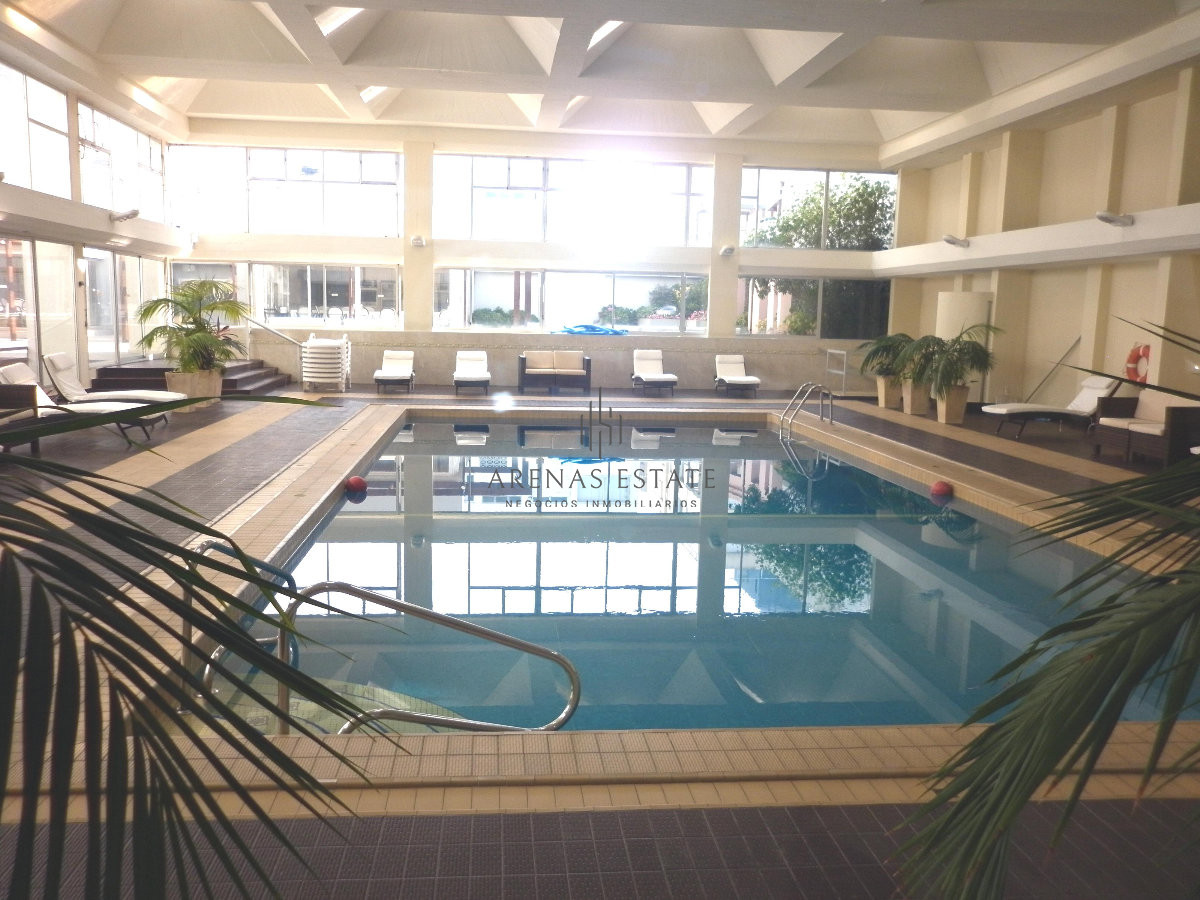 Apartamento ID.4607 - Apartamento en venta de dos dormitorios con garaje en peninsula