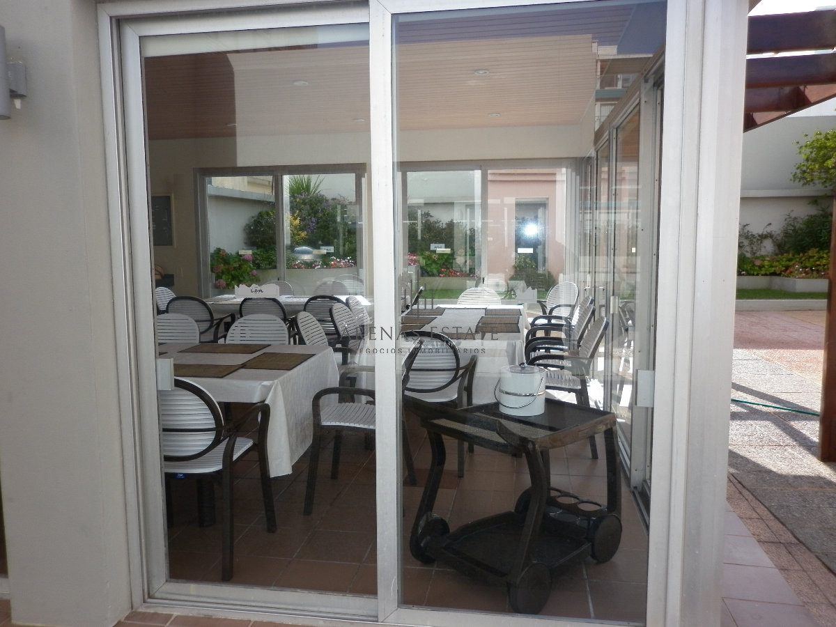 Apartamento ID.4607 - Apartamento en venta de dos dormitorios con garaje en peninsula
