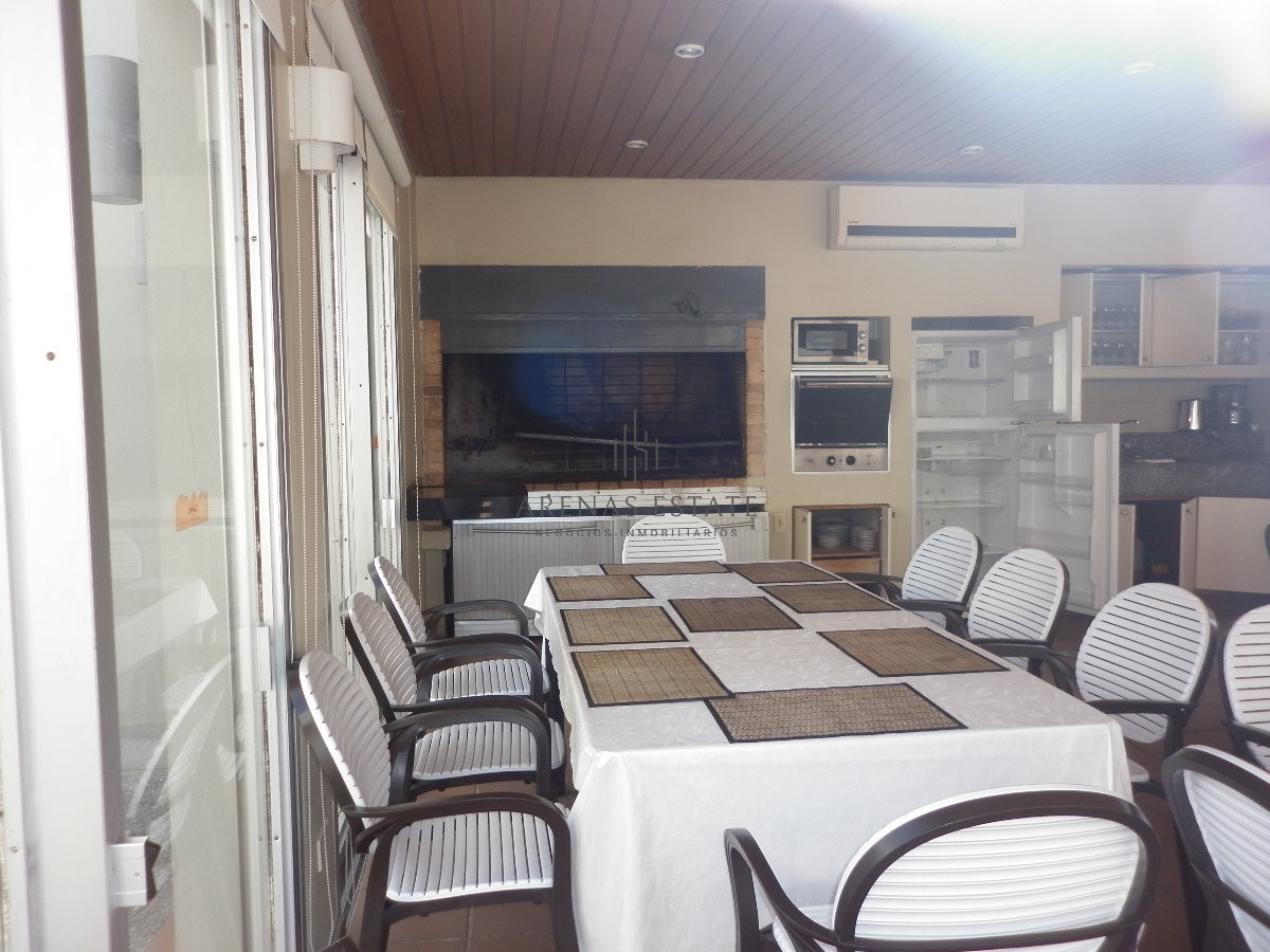 Apartamento ID.4607 - Apartamento en venta de dos dormitorios con garaje en peninsula