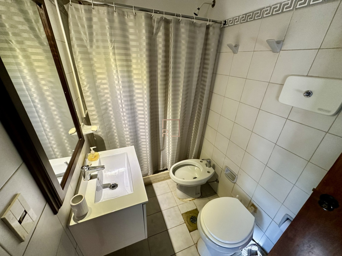 Casa ID.353 - Hermoso chalet con piscina
