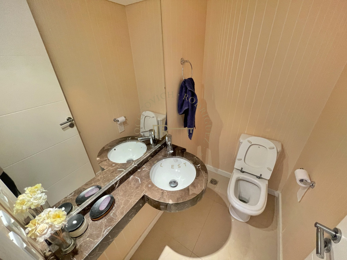 Apartamento ID.2509 - Hermoso apartamento con vista al mar en Playa Mansa