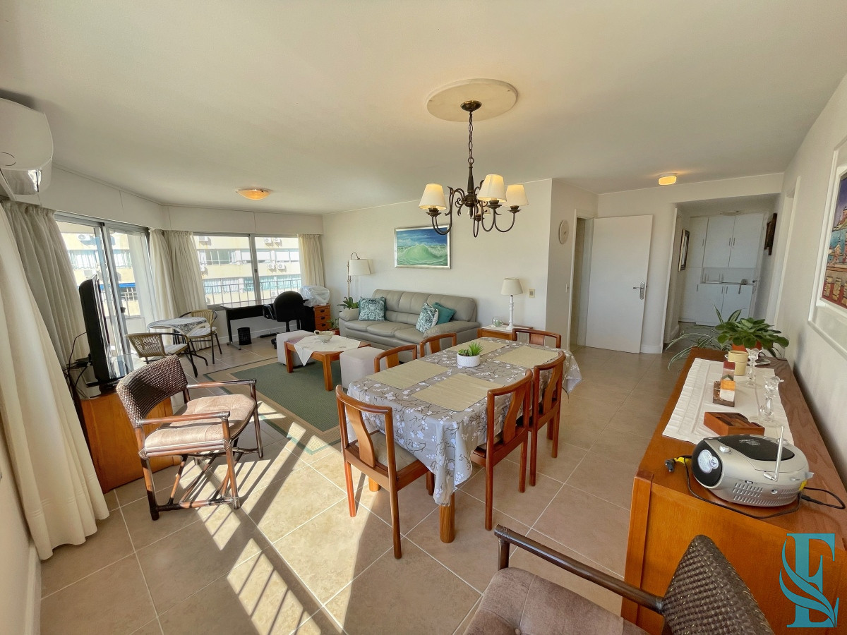 Apartamento ID.325 - Amplio apartamento con vista al mar 