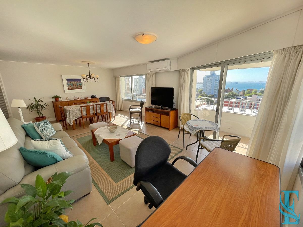 Apartamento ID.325 - Amplio apartamento con vista al mar 