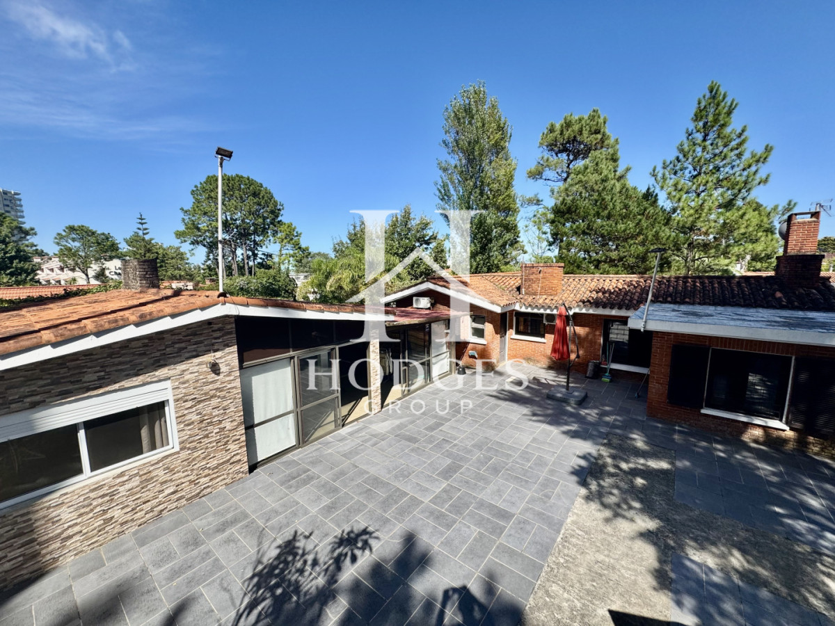 Casa ID.54 - Casa en venta playa mansa Punta del Este