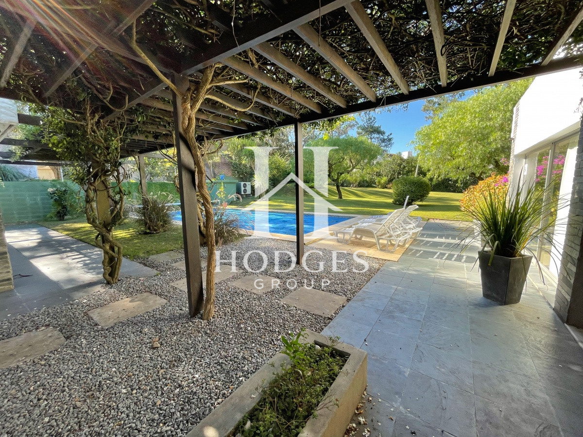 Casa ID.58 - Casa 3 dormitorios con piscina en Rincon del Indio, Punta del Este.
