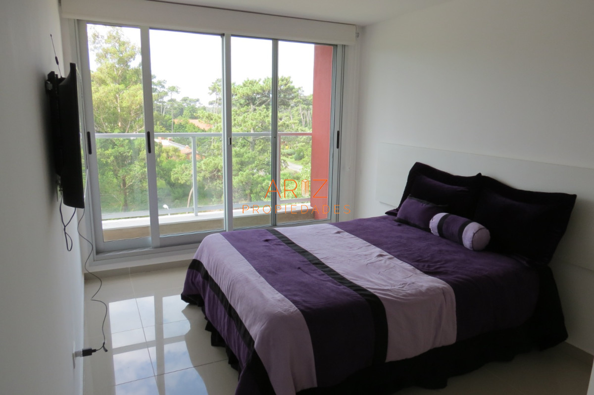 Apartamento ID.2014 - Apartamento de 3 dormitorios en venta y alquiler en Roosevelt