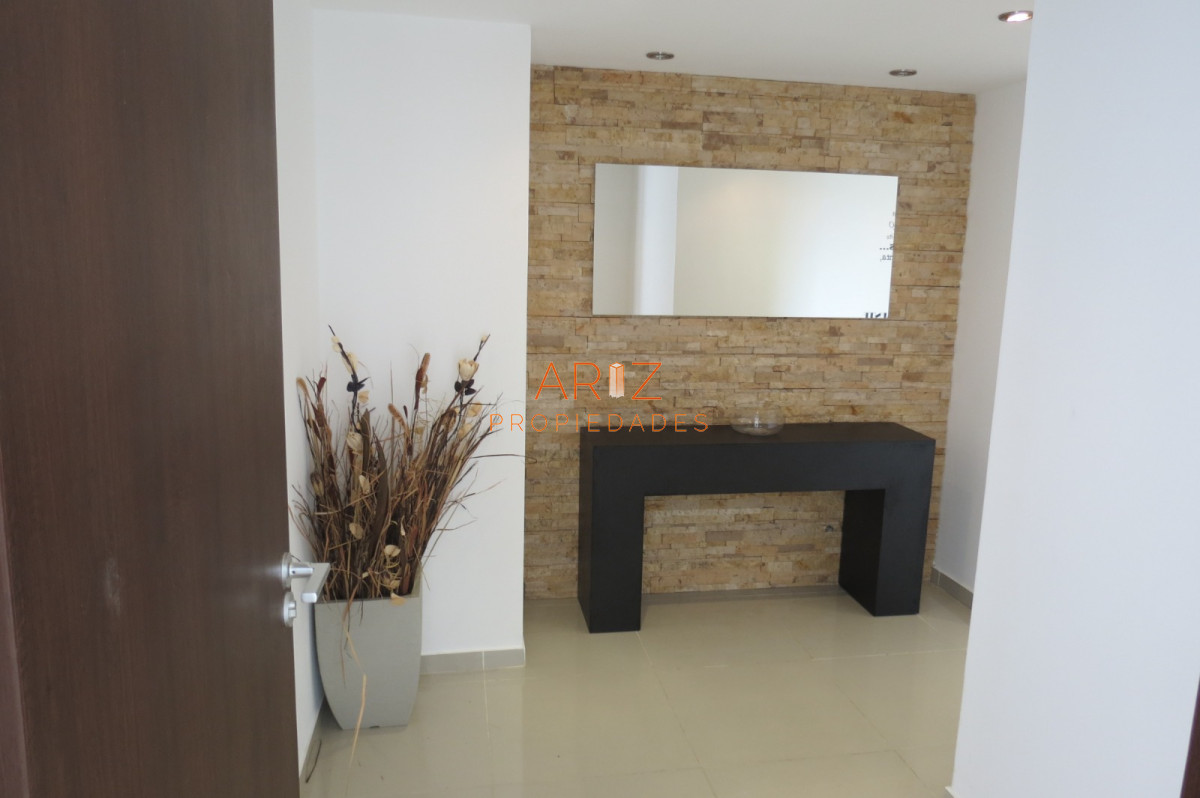 Apartamento ID.2014 - Apartamento de 3 dormitorios en venta y alquiler en Roosevelt