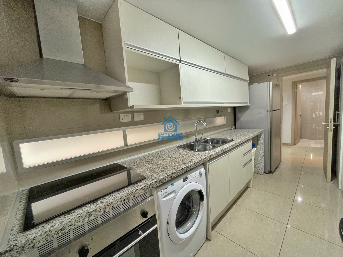 Apartamento ID.495 - Apartamento a pasos de playa brava, 2 dormitorios
