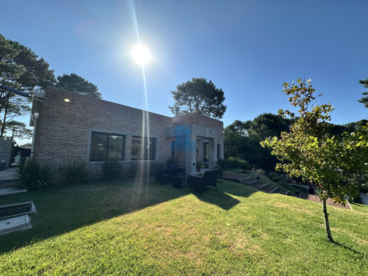 Casa ID.1039 - Hermosa casa ideal para vivir todo el año en Club del Lago - Tío Tom