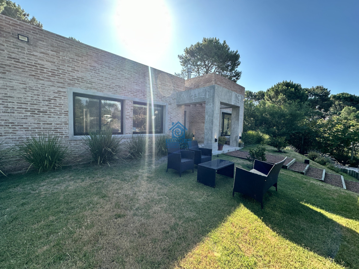 Casa ID.1039 - Hermosa casa ideal para vivir todo el año en Club del Lago - Tío Tom