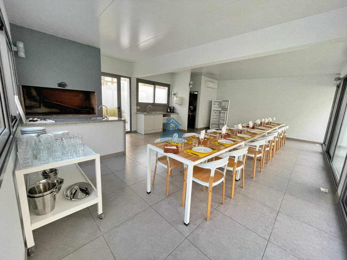 Apartamento ID.495 - Apartamento a pasos de playa brava, 2 dormitorios