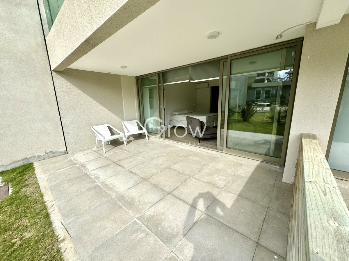 Monoambiente Premium en complejo a pasas de la playa - GoPunta - Portal Inmobiliario de Punta del Este - Maldonado