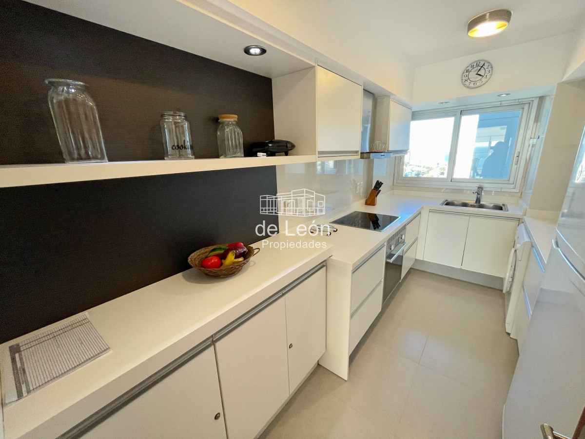 Apartamento ID.15178 - En venta, piso alto con excelente vista en torre de categoría primeras paradas de la mansa