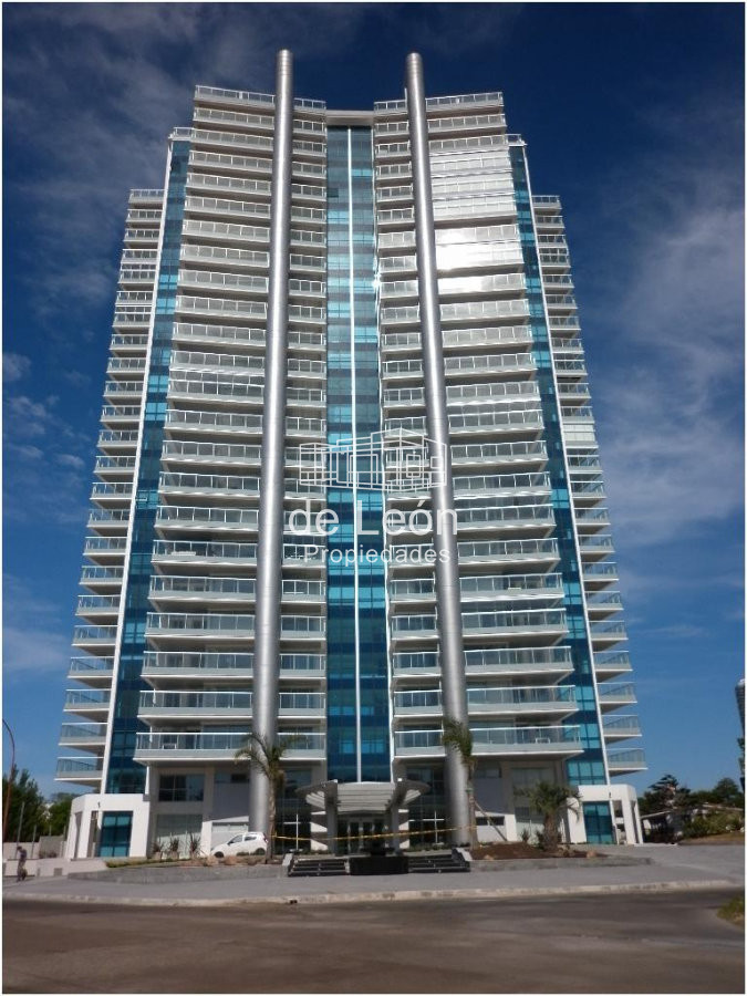 Apartamento ID.15178 - En venta, piso alto con excelente vista en torre de categoría primeras paradas de la mansa