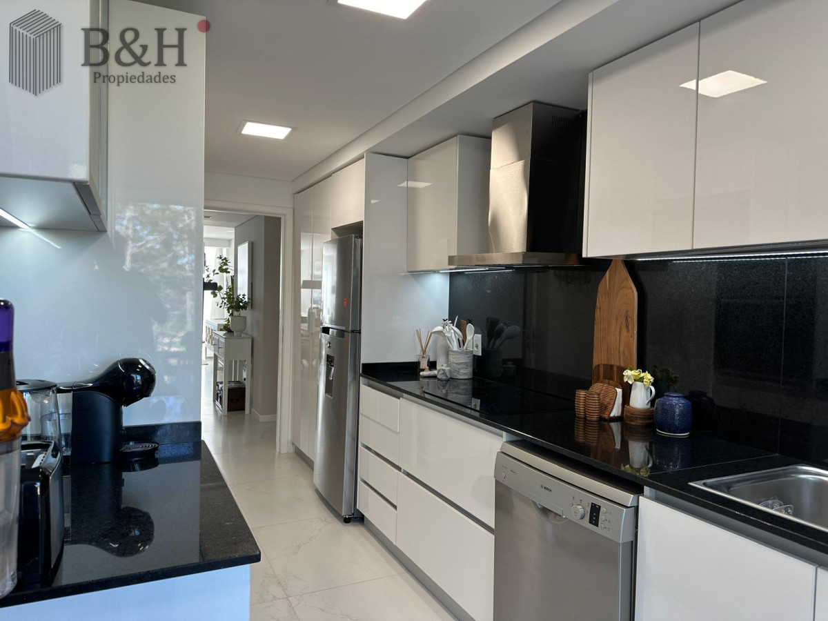 Apartamento ID.5198 - Apartamento Premium en Playa Mansa