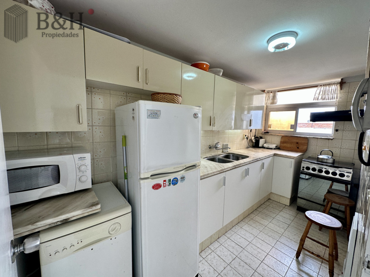 Apartamento ID.7752 - Apartamento en venta de dos dormitorios con garaje en peninsula