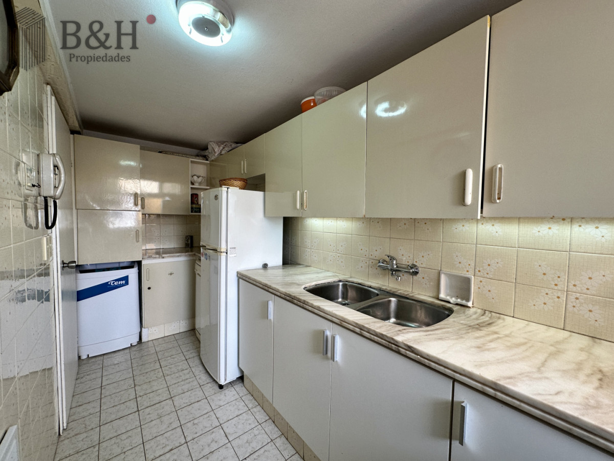 Apartamento ID.7752 - Apartamento en venta de dos dormitorios con garaje en peninsula