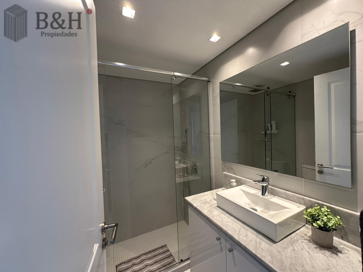 Apartamento ID.5198 - Apartamento Premium en Playa Mansa