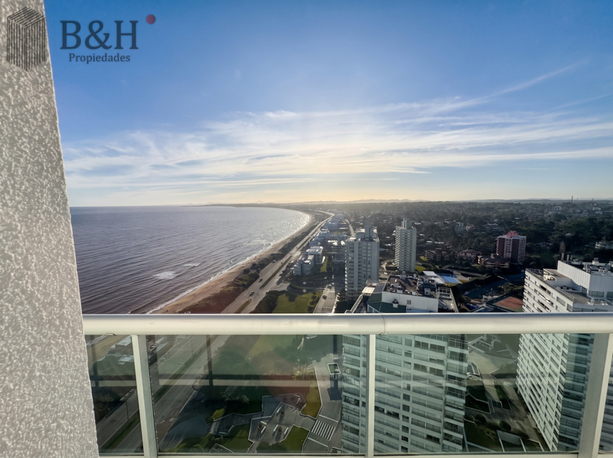 Apartamento ID.7808 - Exclusivo Penthouse en Torre Aquarela, piscina de uso exclusivo con vista a Punta Ballena