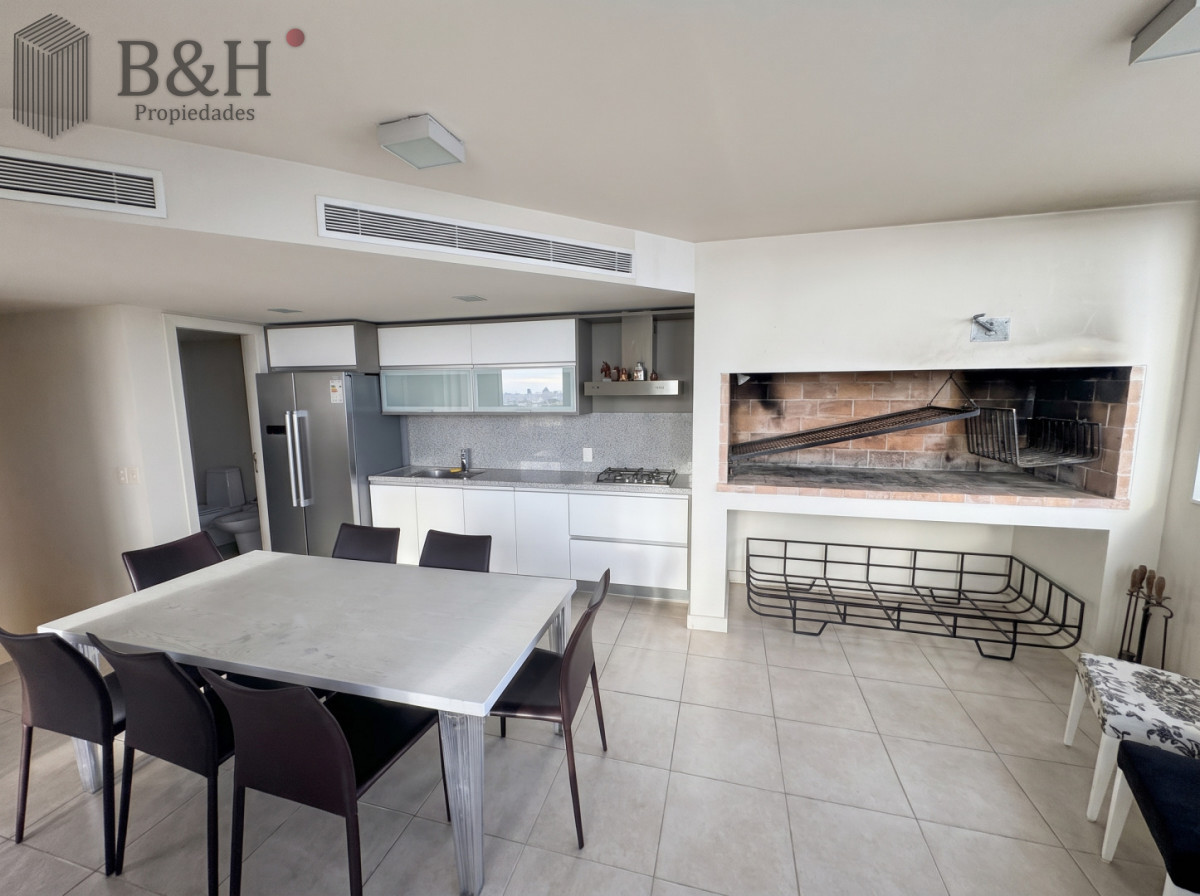 Apartamento ID.7808 - Exclusivo Penthouse en Torre Aquarela, piscina de uso exclusivo con vista a Punta Ballena