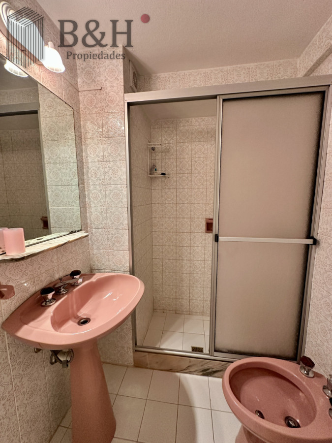 Apartamento ID.7752 - Apartamento en venta de dos dormitorios con garaje en peninsula