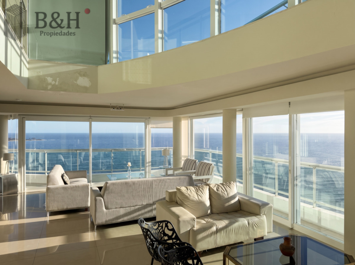 Apartamento ID.7808 - Exclusivo Penthouse en Torre Aquarela, piscina de uso exclusivo con vista a Punta Ballena