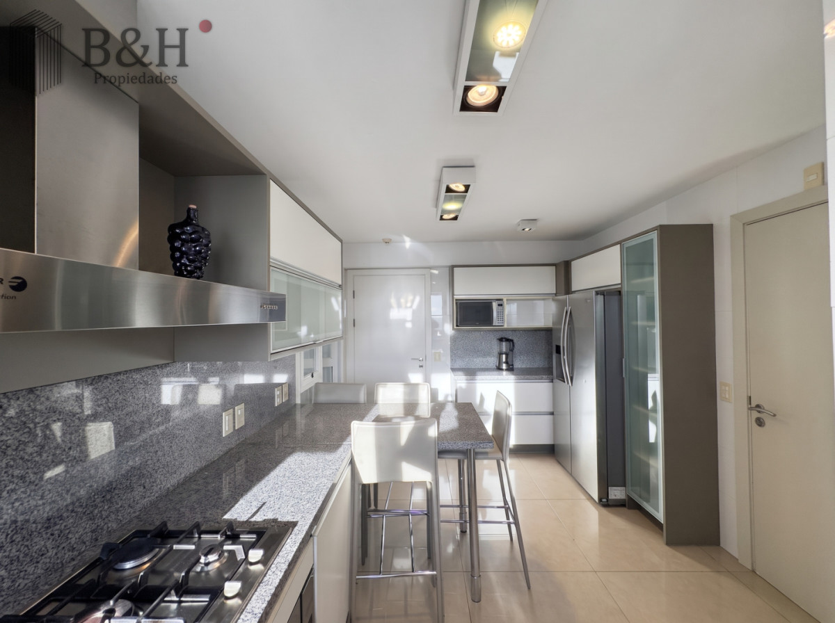Apartamento ID.7808 - Exclusivo Penthouse en Torre Aquarela, piscina de uso exclusivo con vista a Punta Ballena