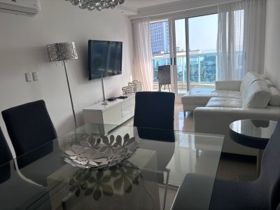 Apartamento en Mansa. de 3 dormitorios