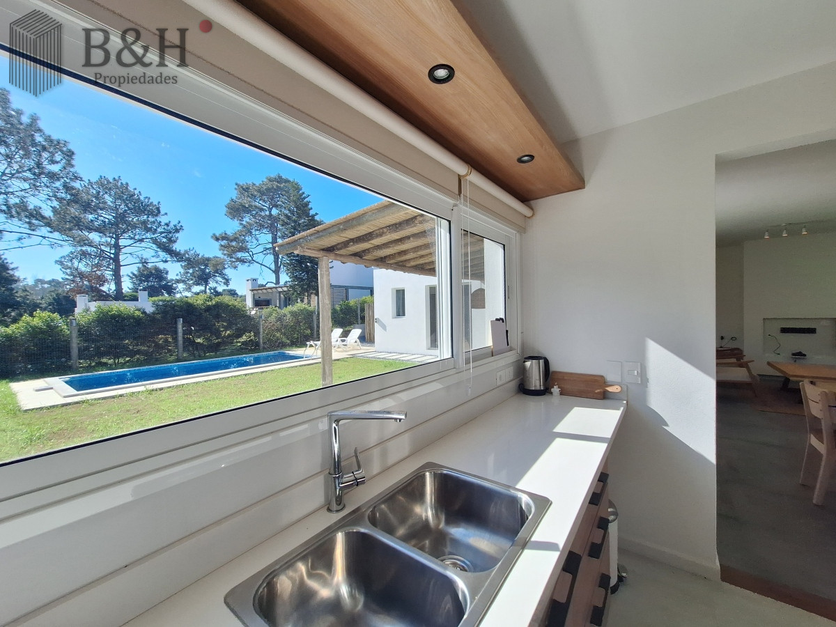 Casa ID.4029 - Casa a estrenar en la barra con piscina para la venta
