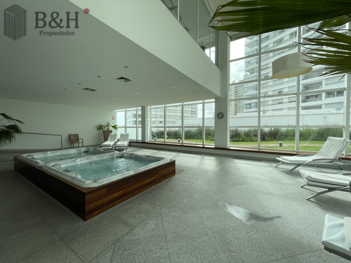 Apartamento ID.7808 - Exclusivo Penthouse en Torre Aquarela, piscina de uso exclusivo con vista a Punta Ballena