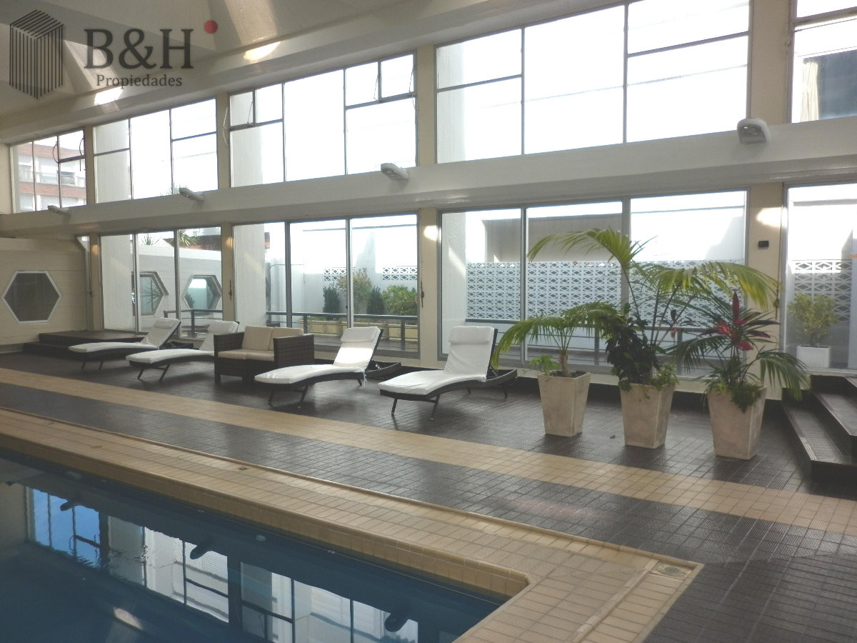 Apartamento ID.7752 - Apartamento en venta de dos dormitorios con garaje en peninsula