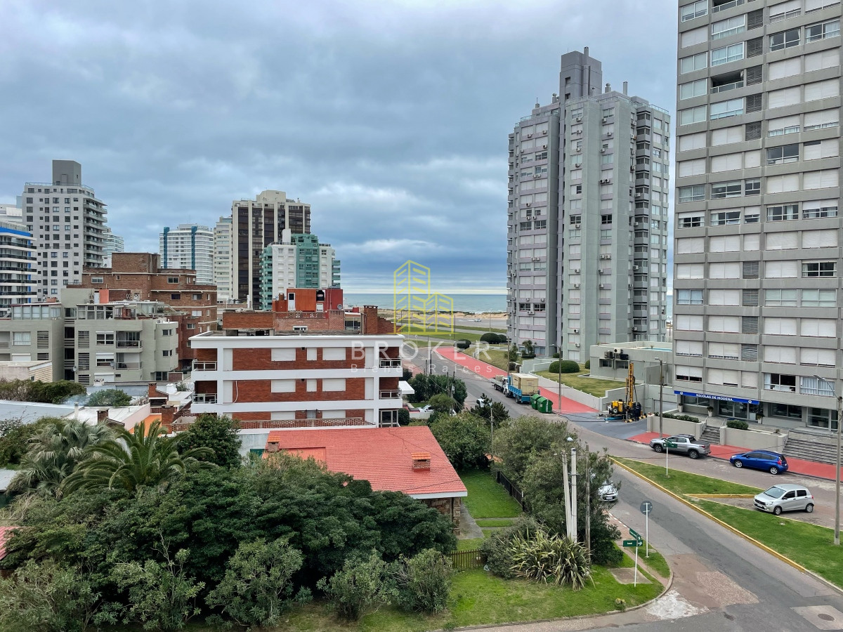 Apartamento ID.2106/Apartamento_a_pasos_de_playa_brava,_2_dormitorios - Apartamento a pasos de playa brava, 2 dormitorios