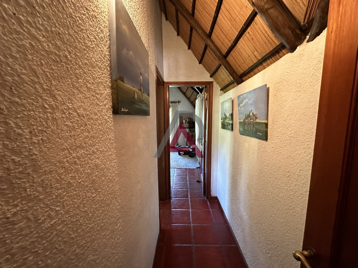 Casa ID.102 - Muy buen chalet en venta en Pinares 