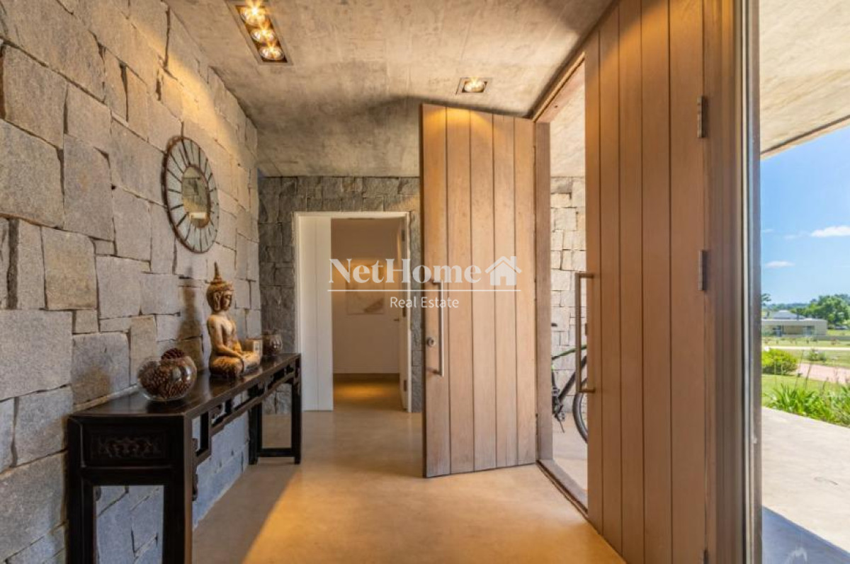 Casa ID.658 - Hermosa casa en venta en barrio Privado