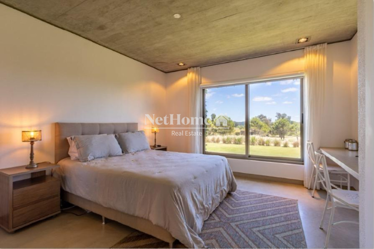 Casa ID.658 - Hermosa casa en venta en barrio Privado