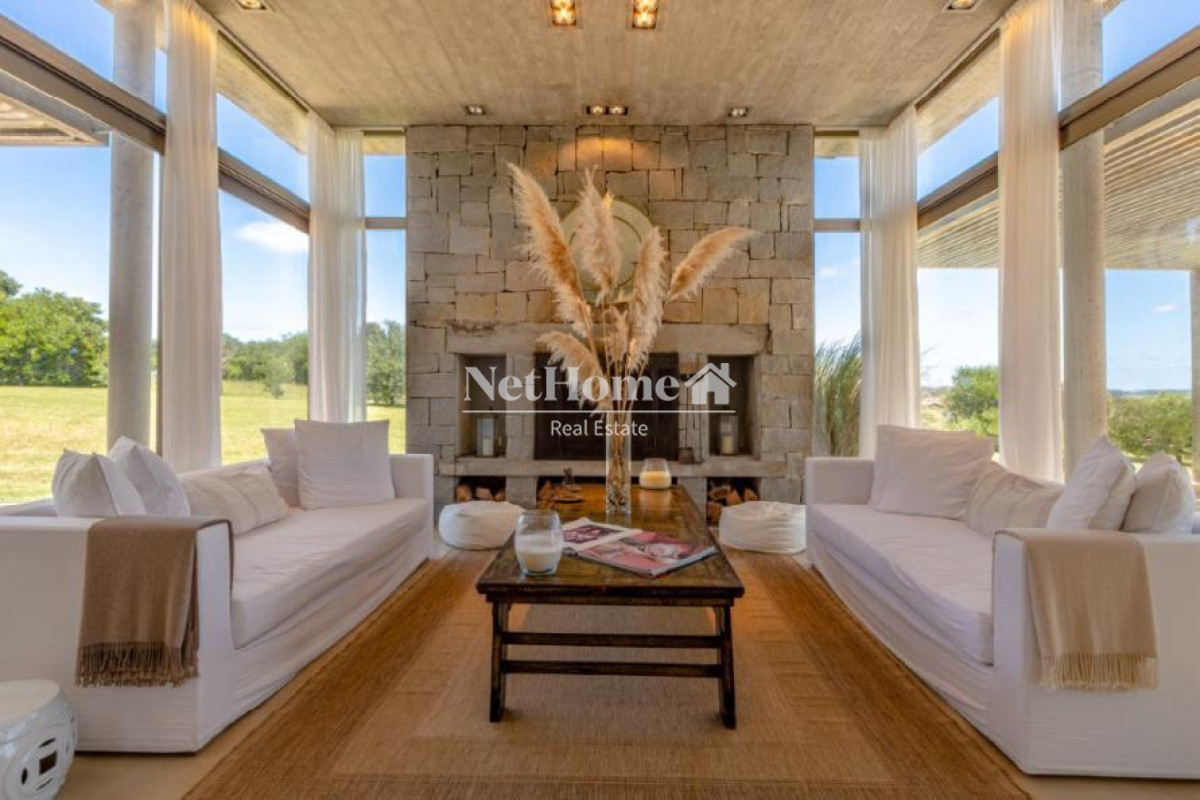 Casa ID.658 - Hermosa casa en venta en barrio Privado