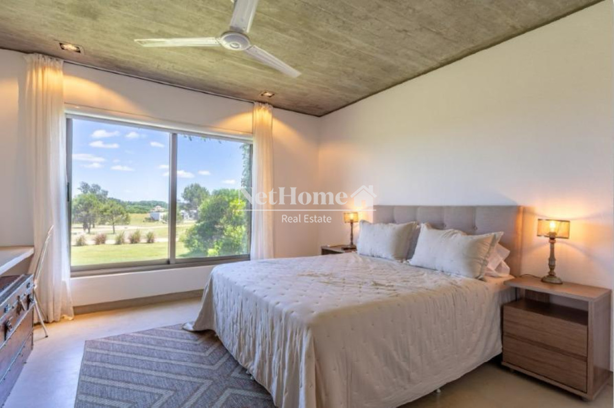 Casa ID.658 - Hermosa casa en venta en barrio Privado