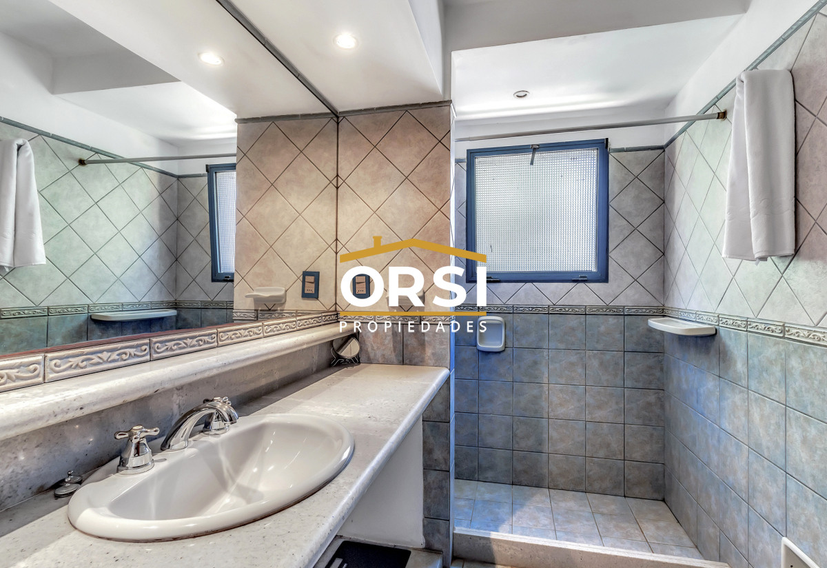 Casa ID.274 - Casa 5 dormitorios en Nuevo cantegril
