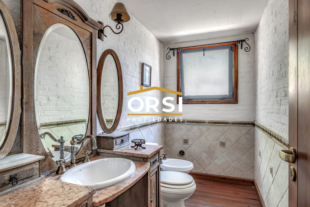 Casa ID.274 - Casa 5 dormitorios en Nuevo cantegril