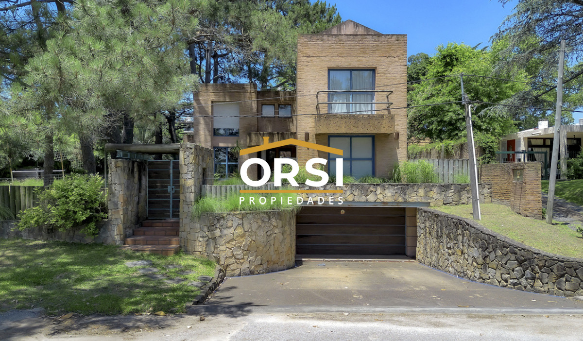 Casa ID.274 - Casa 5 dormitorios en Nuevo cantegril