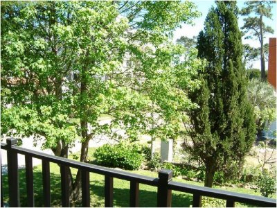 en venta y alquiler, casa con gran jardín y excelente ubicación . - nlv220923c