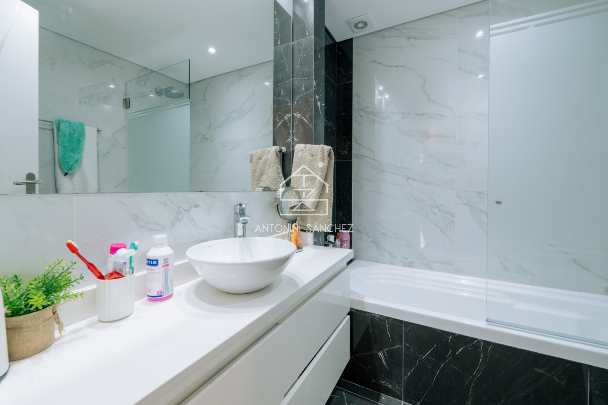 Apartamento ID.1540 - Venta Apartamento Mansa Punta del este