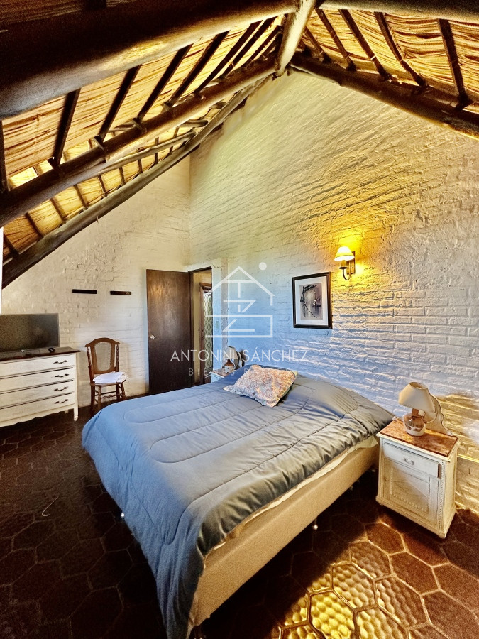 Casa ID.1528 - Casa con pileta a 1 cuadra de la Playa Ideal familias grandes