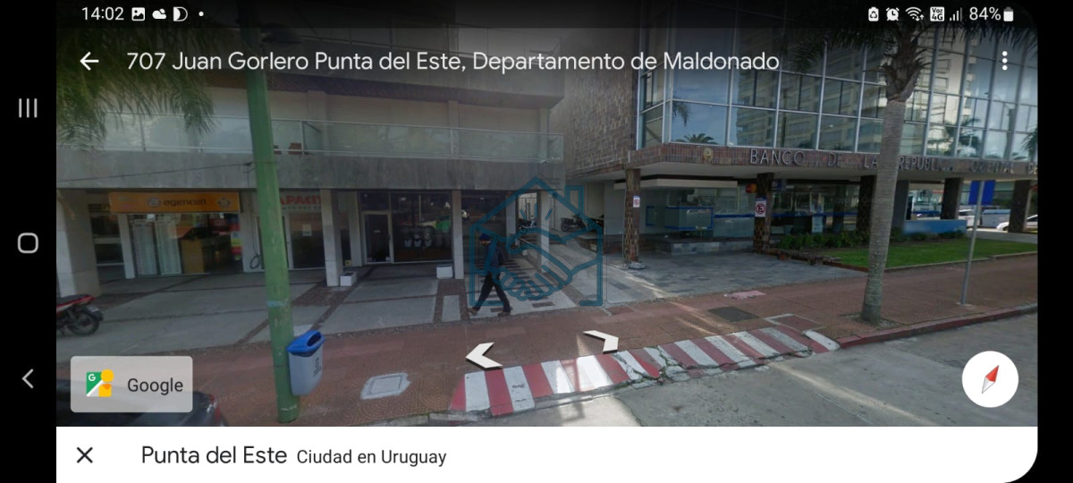 Local Comercial ID.861/Sobre-principal-Avda-de-Punta-del-Este-extrategicamente-ubicado- - Sobre principal Avda de Punta del Este extrategicamente ubicado 