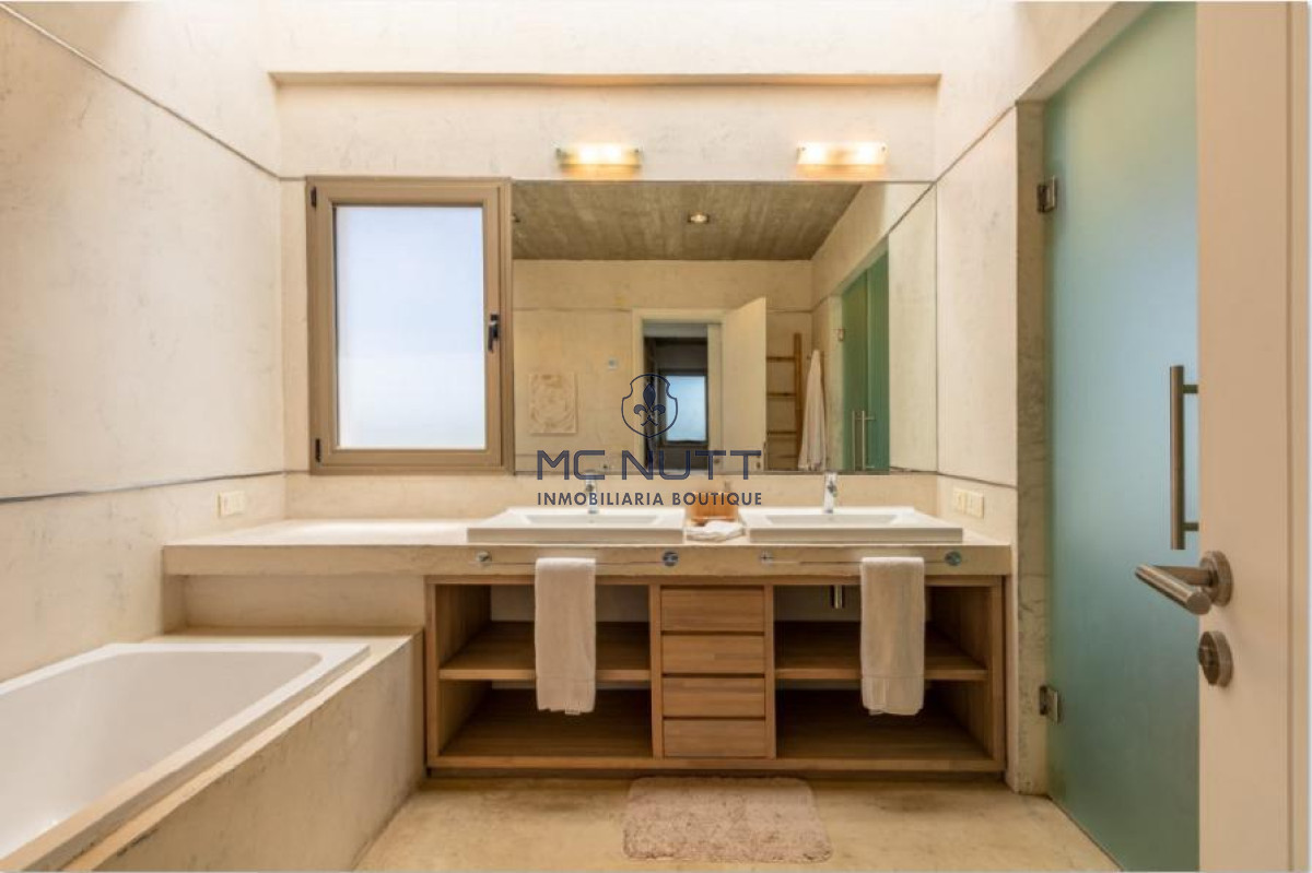 Casa ID.413/ - Hermosa casa en venta