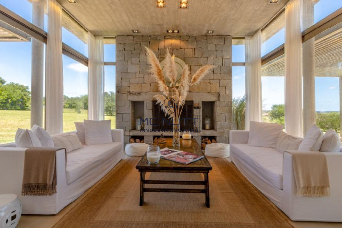 Casa ID.413/ - Hermosa casa en venta